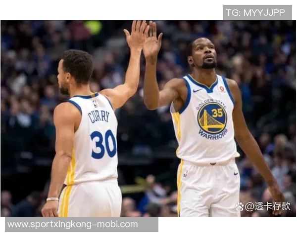 全队命中率接近六成杜兰特称赞团队配合与进攻篮板表现